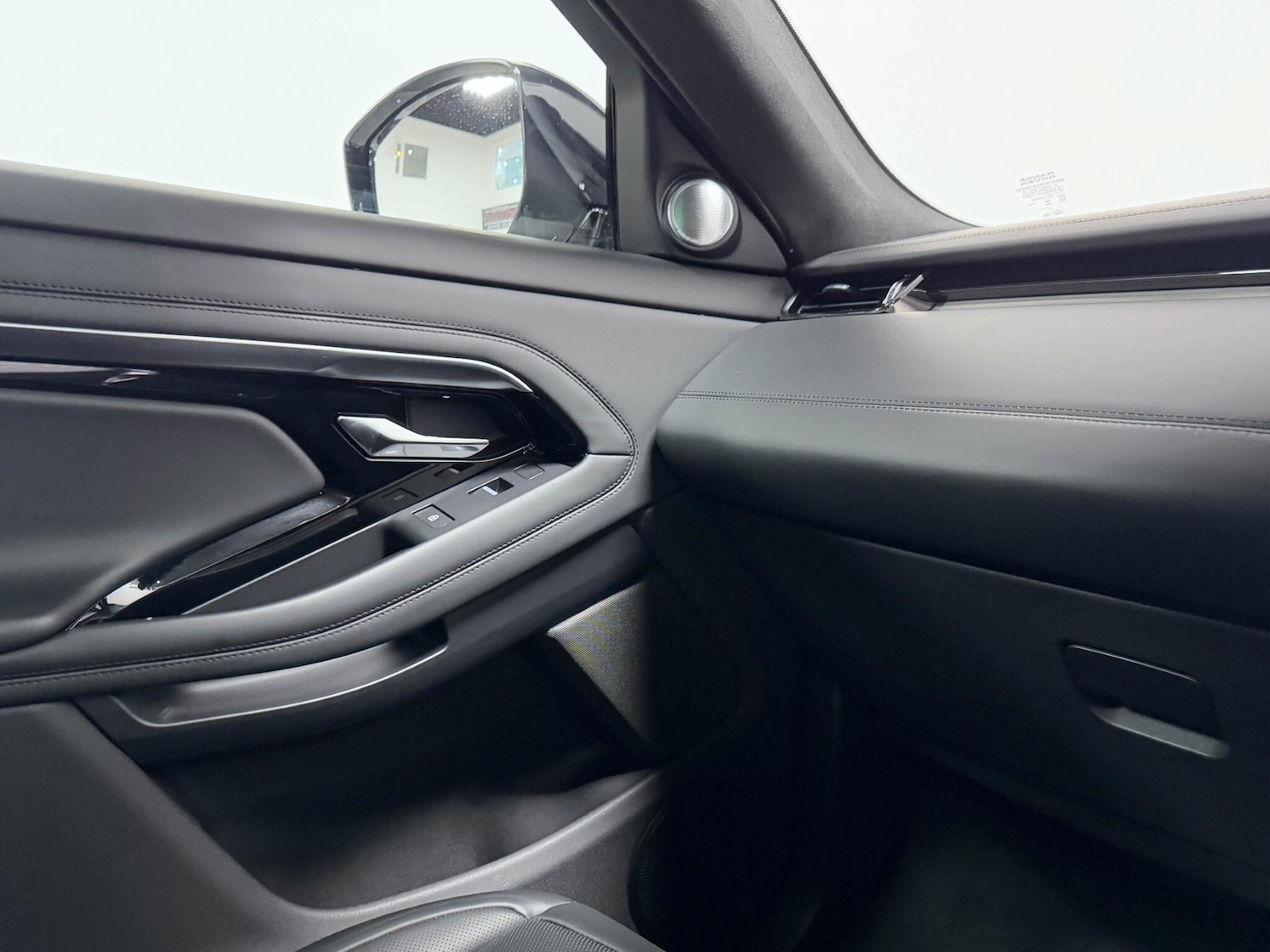 Used Land Rover Range Rover Evoque 2021 for sale - 76866306: Photo 30