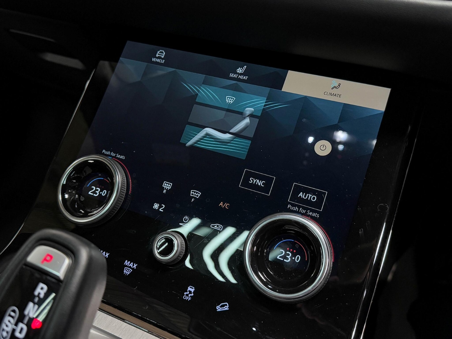 Used Land Rover Range Rover Evoque 2021 for sale - 76866306: Photo 36