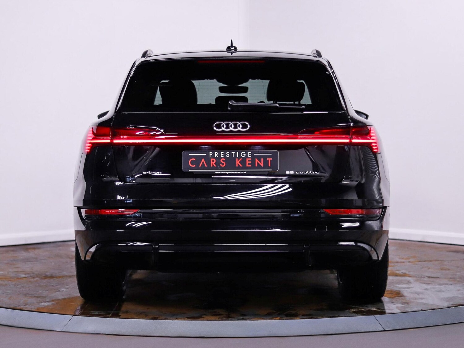 Used Audi e-tron 2023 for sale - 77496604: Photo 11