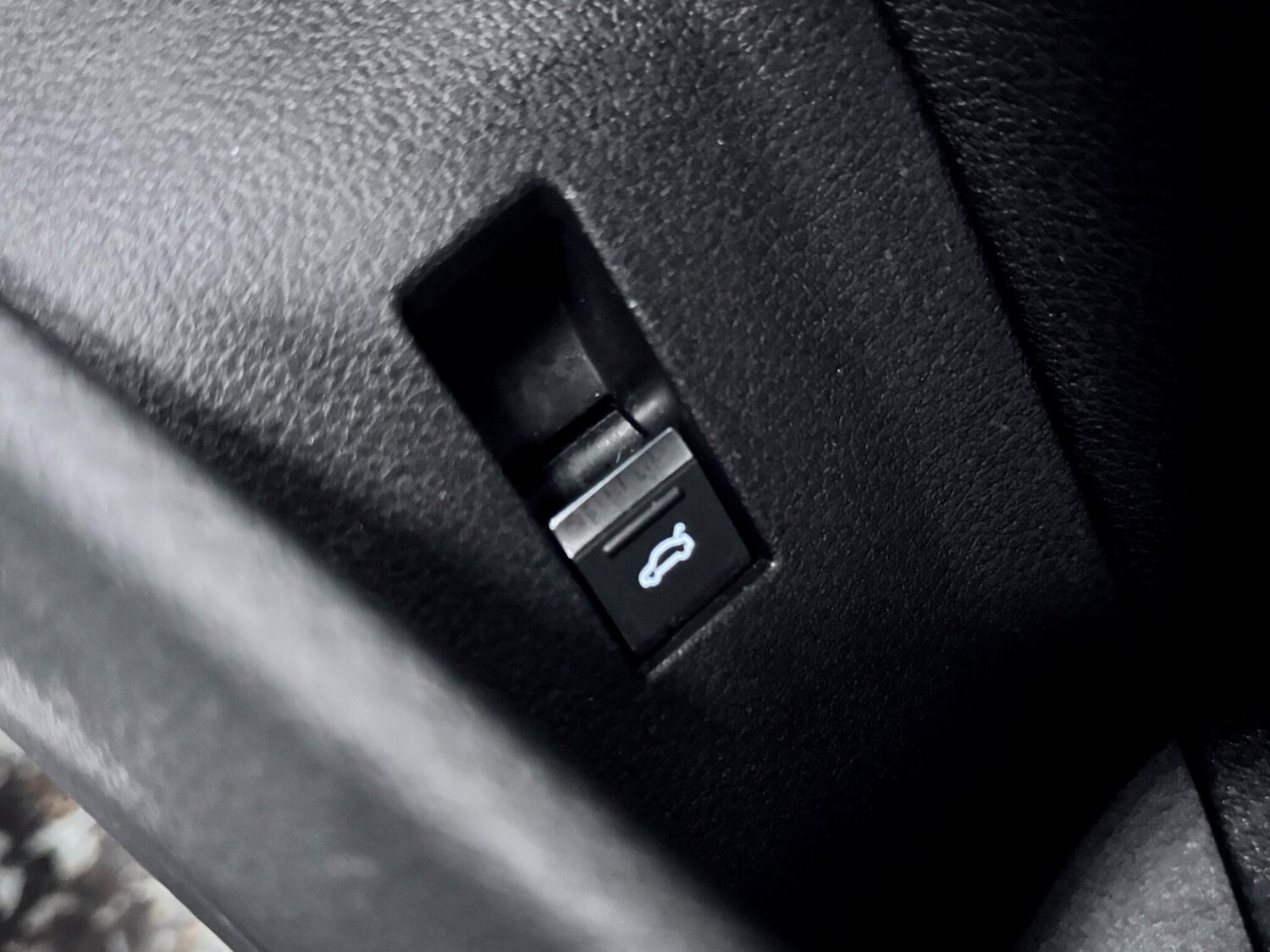 Used Audi e-tron 2023 for sale - 77496604: Photo 18