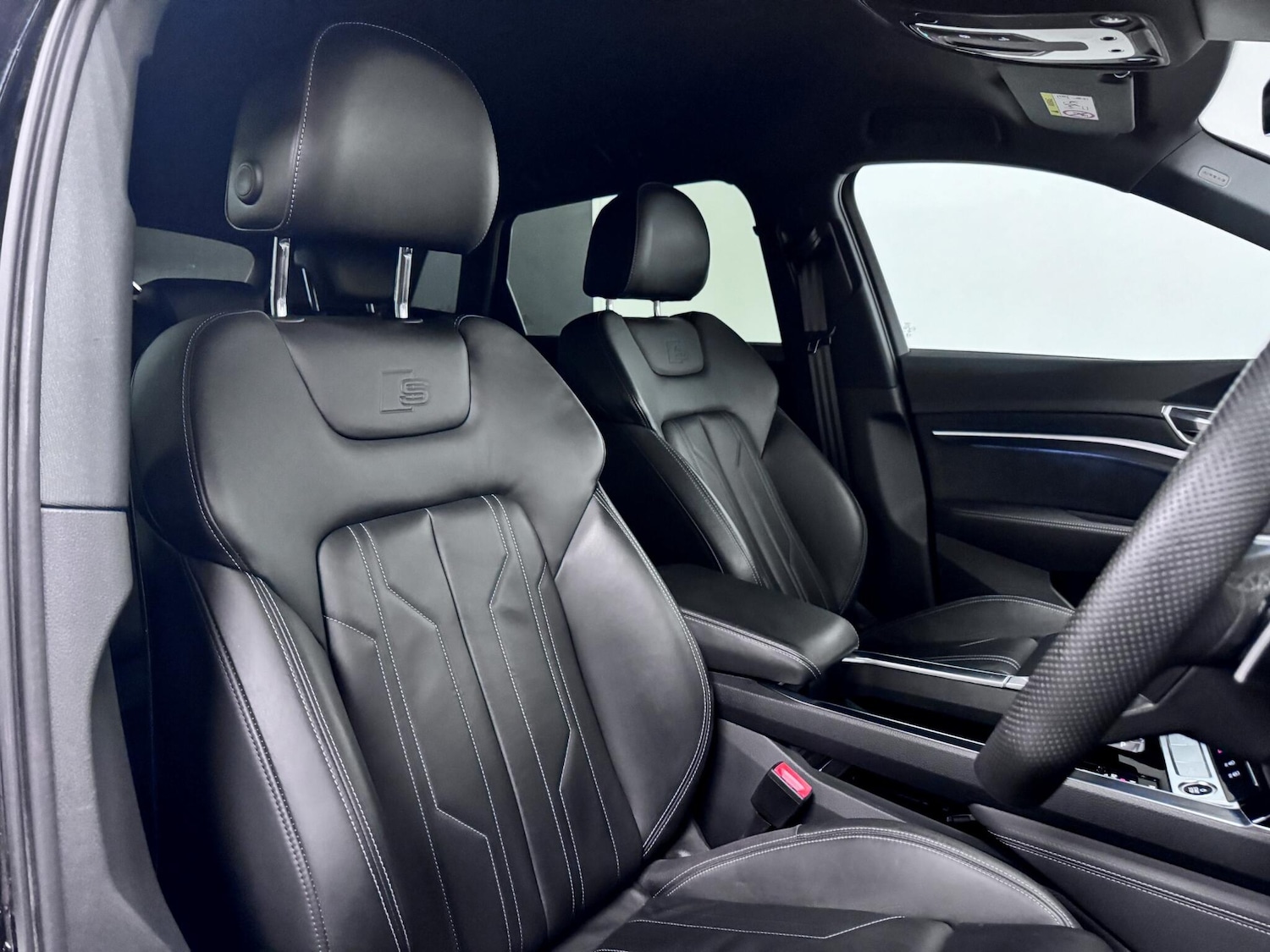 Used Audi e-tron 2023 for sale - 77496604: Photo 23