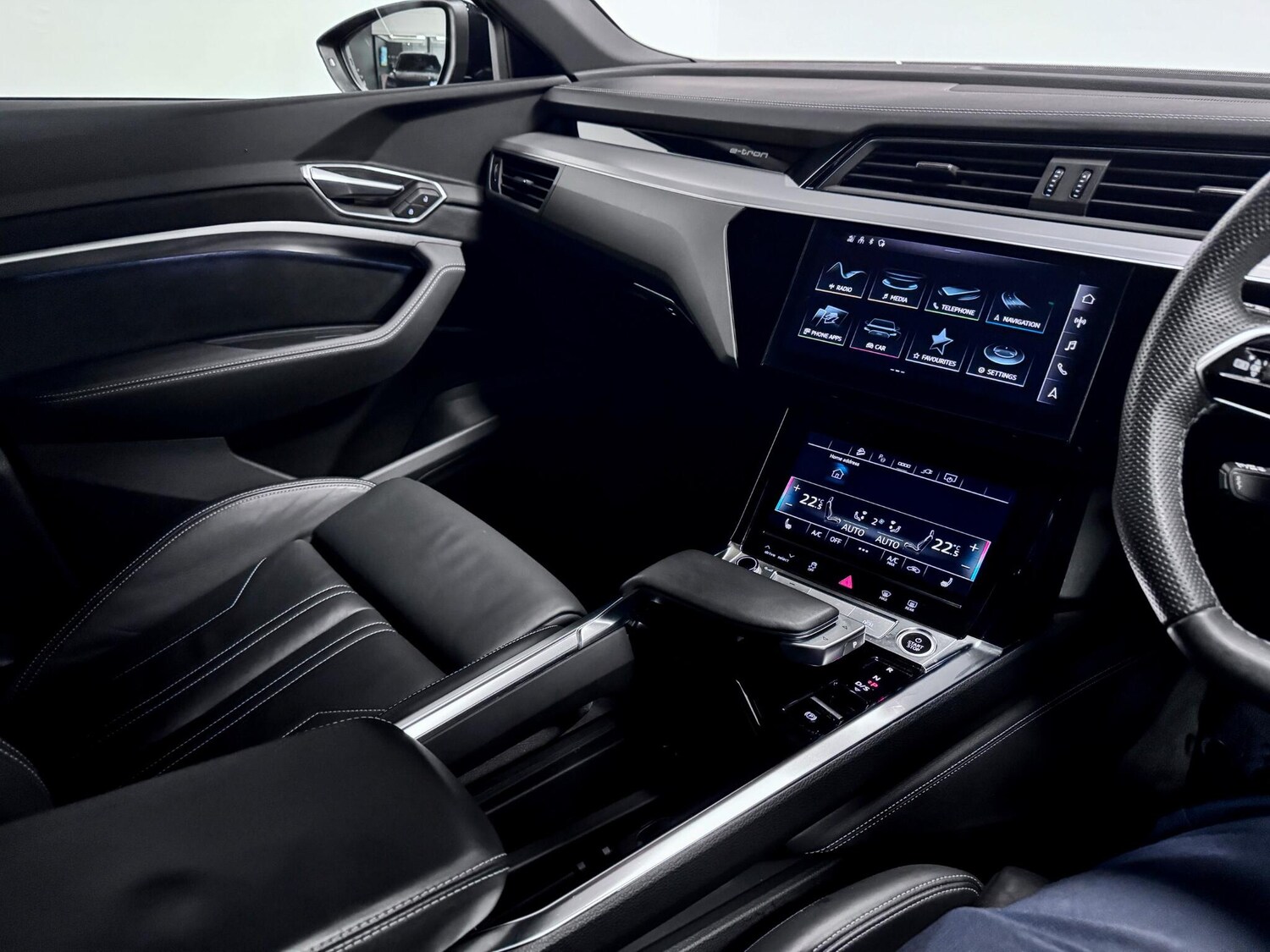 Used Audi e-tron 2023 for sale - 77496604: Photo 28