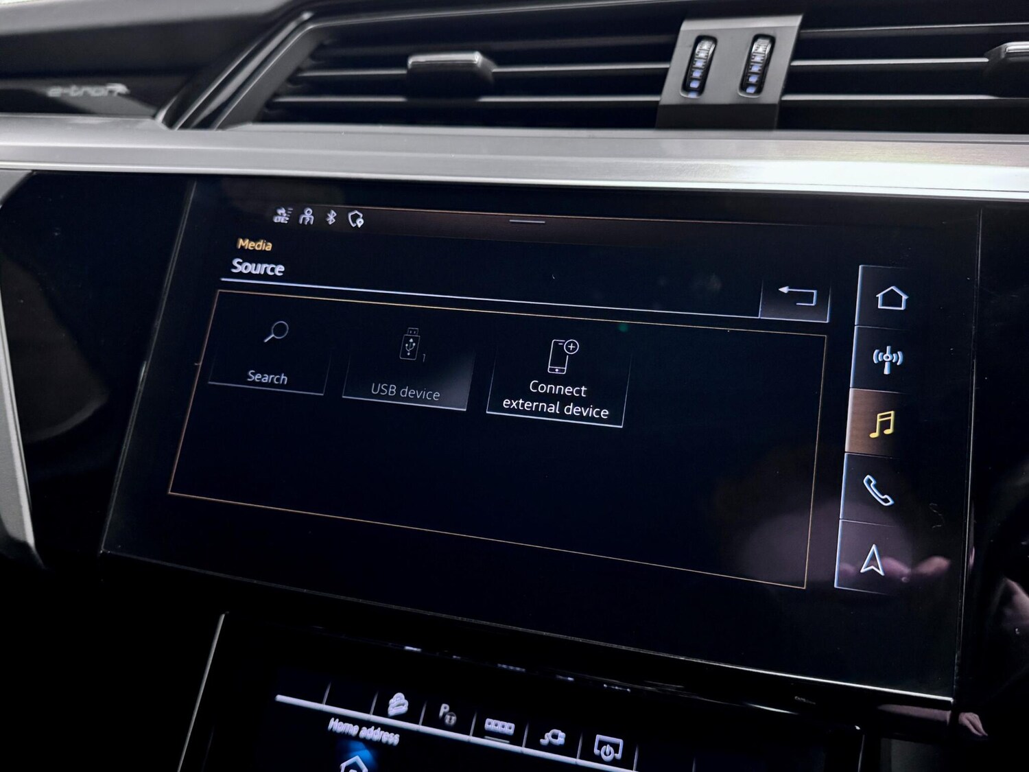 Used Audi e-tron 2023 for sale - 77496604: Photo 43