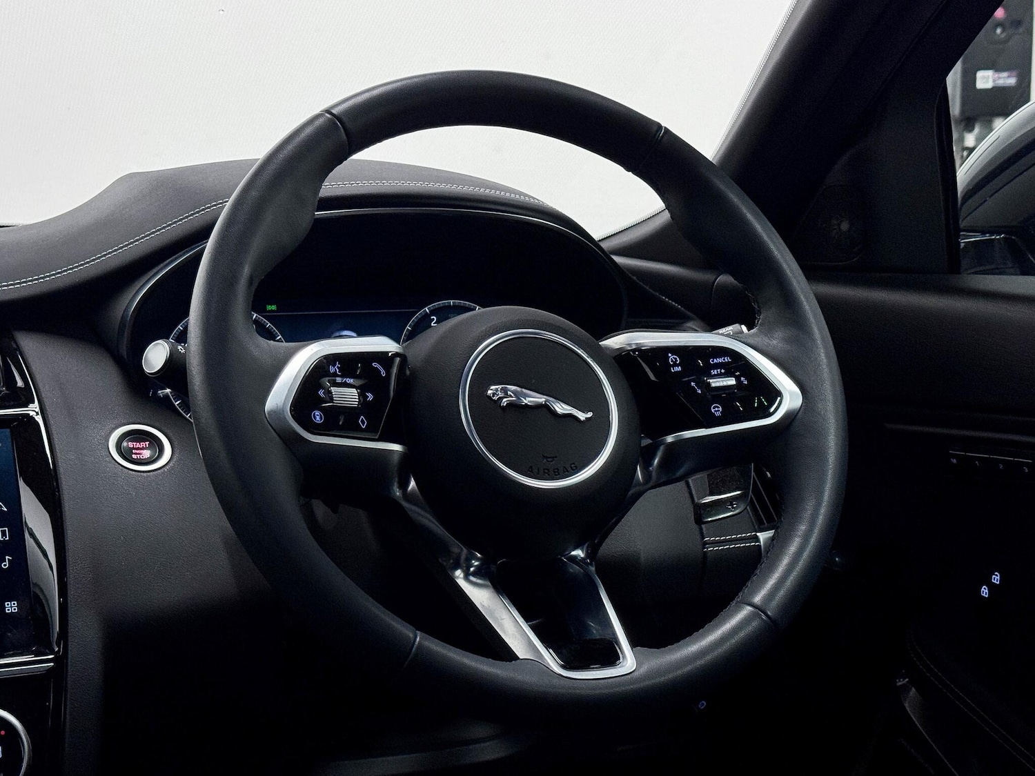 Used Jaguar E-Pace 2024 for sale - 76485606: Photo 37