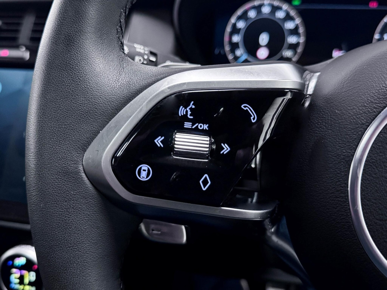 Used Jaguar E-Pace 2024 for sale - 76485606: Photo 38