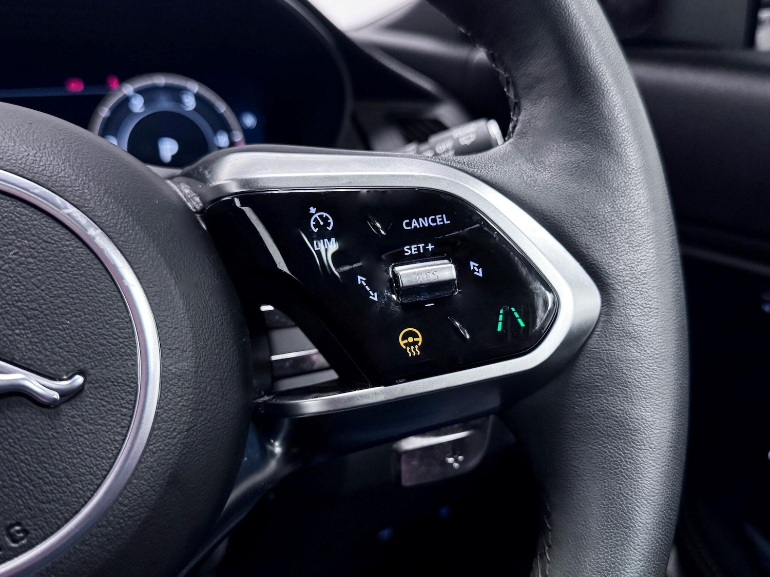 Used Jaguar E-Pace 2024 for sale - 76485606: Photo 40