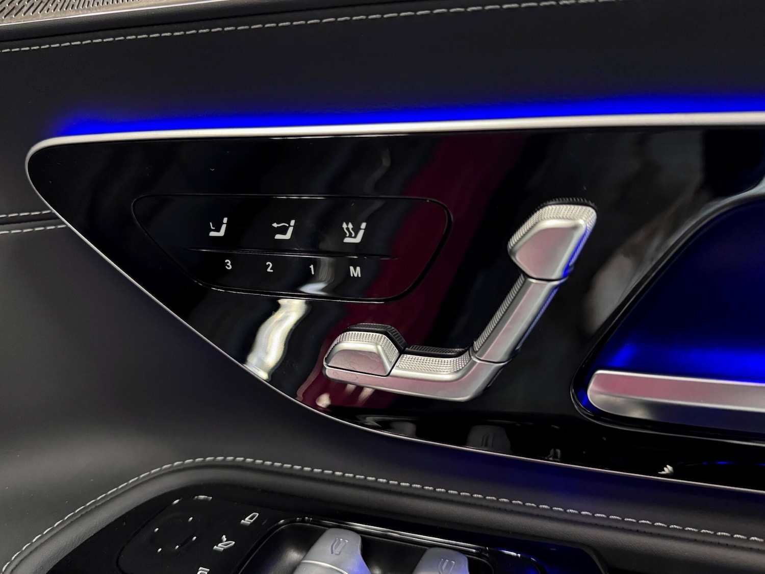 Used Mercedes-Benz SL 2023 for sale - 76849901: Photo 33