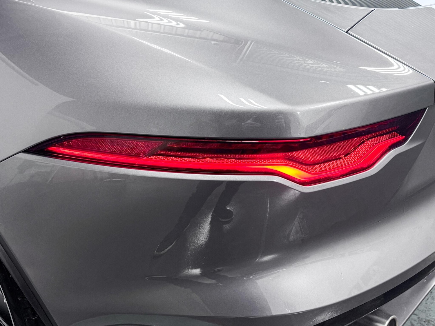 Used Jaguar F-Type 2023 for sale - 76644787: Photo 12