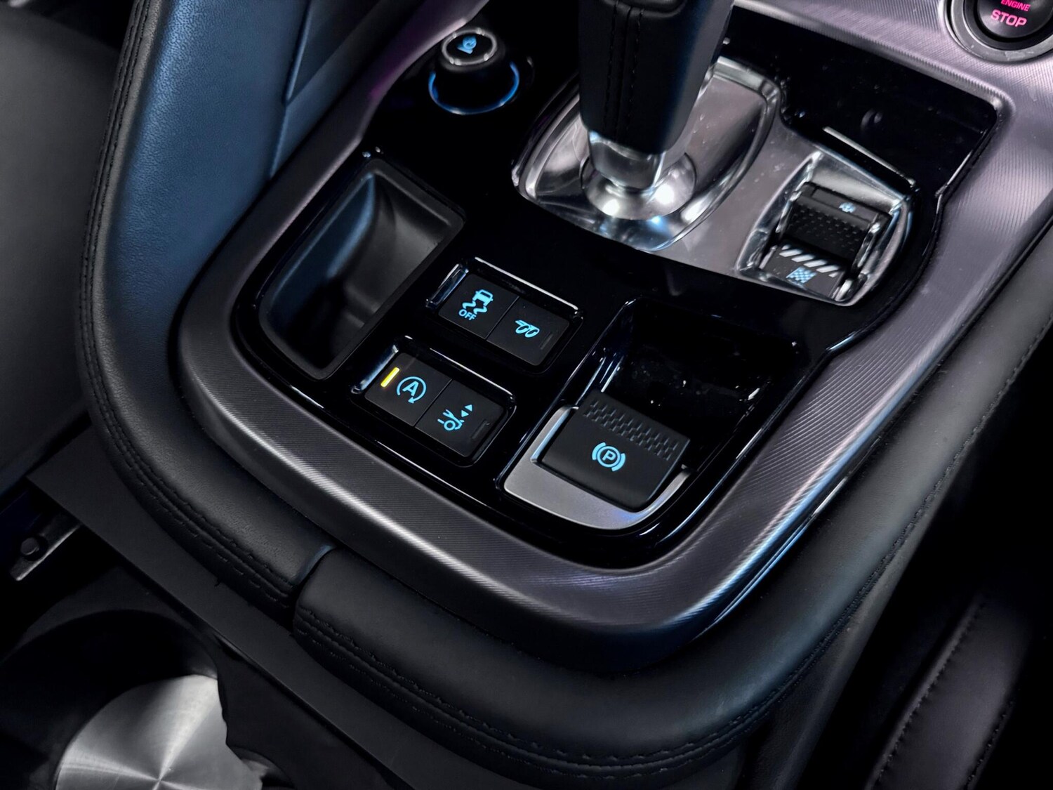 Used Jaguar F-Type 2023 for sale - 76644787: Photo 32