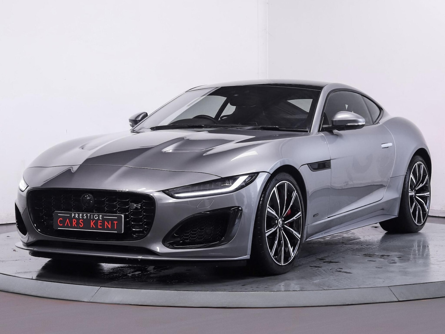 Used Jaguar F-Type 2023 for sale - 76644787: Photo 6