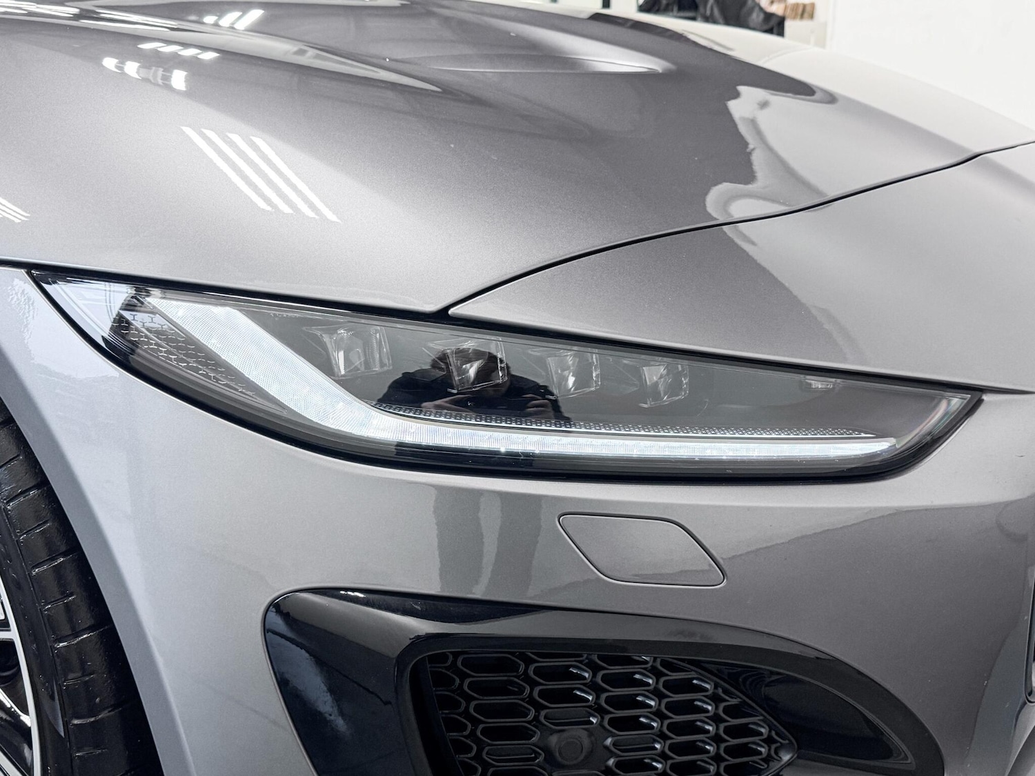 Used Jaguar F-Type 2023 for sale - 76644787: Photo 7