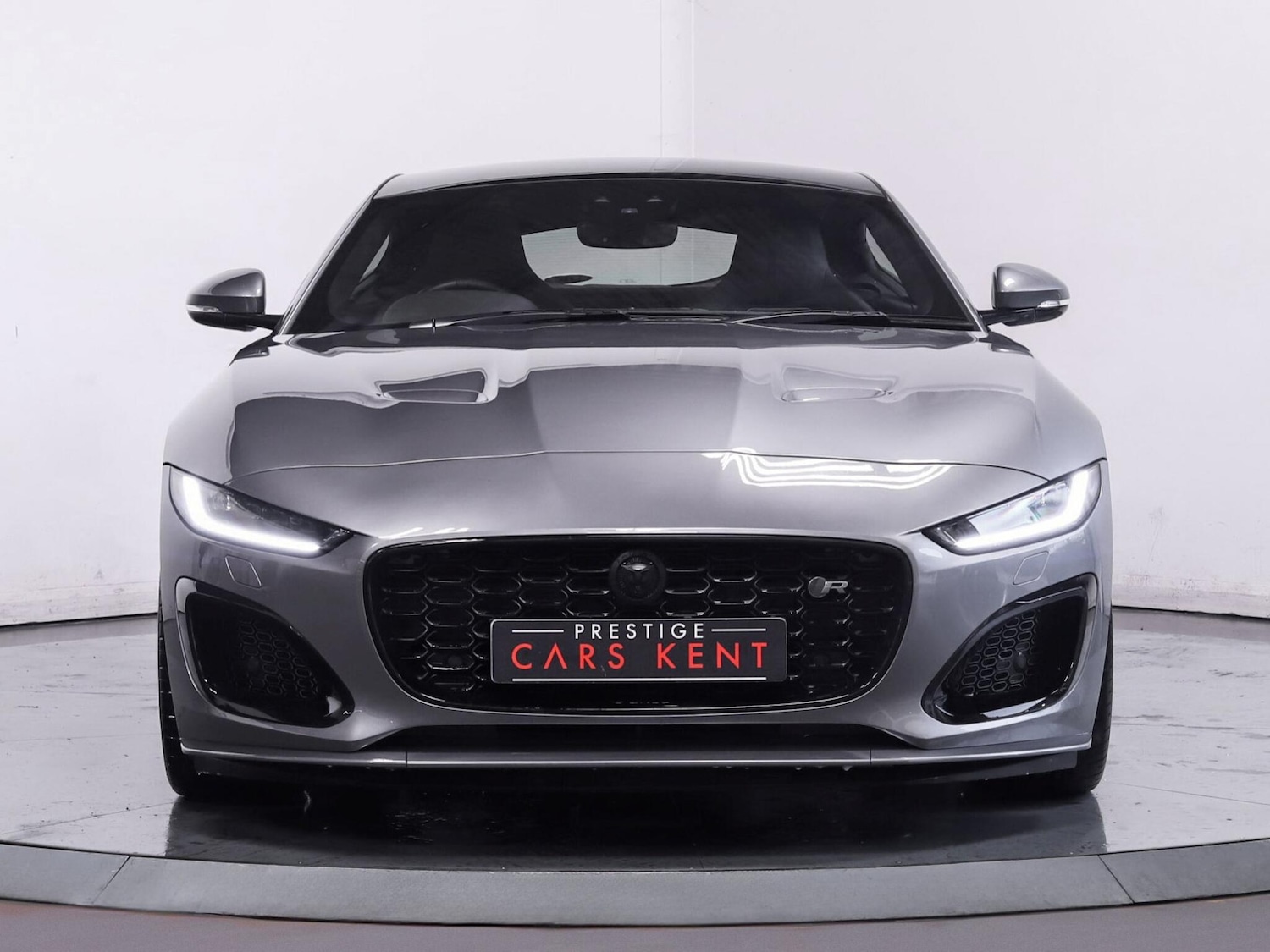 Used Jaguar F-Type 2023 for sale - 76644787: Photo 8
