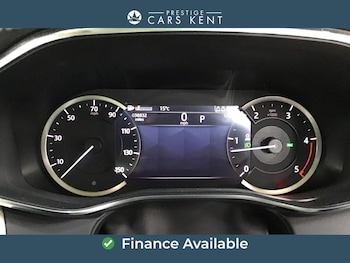 Used Jaguar F-Pace 2022 for sale - 76549919: Photo