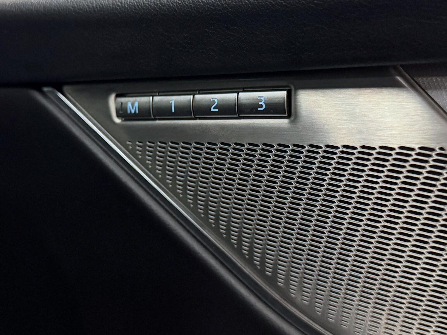 Used Jaguar F-Pace 2022 for sale - 76361382: Photo 17