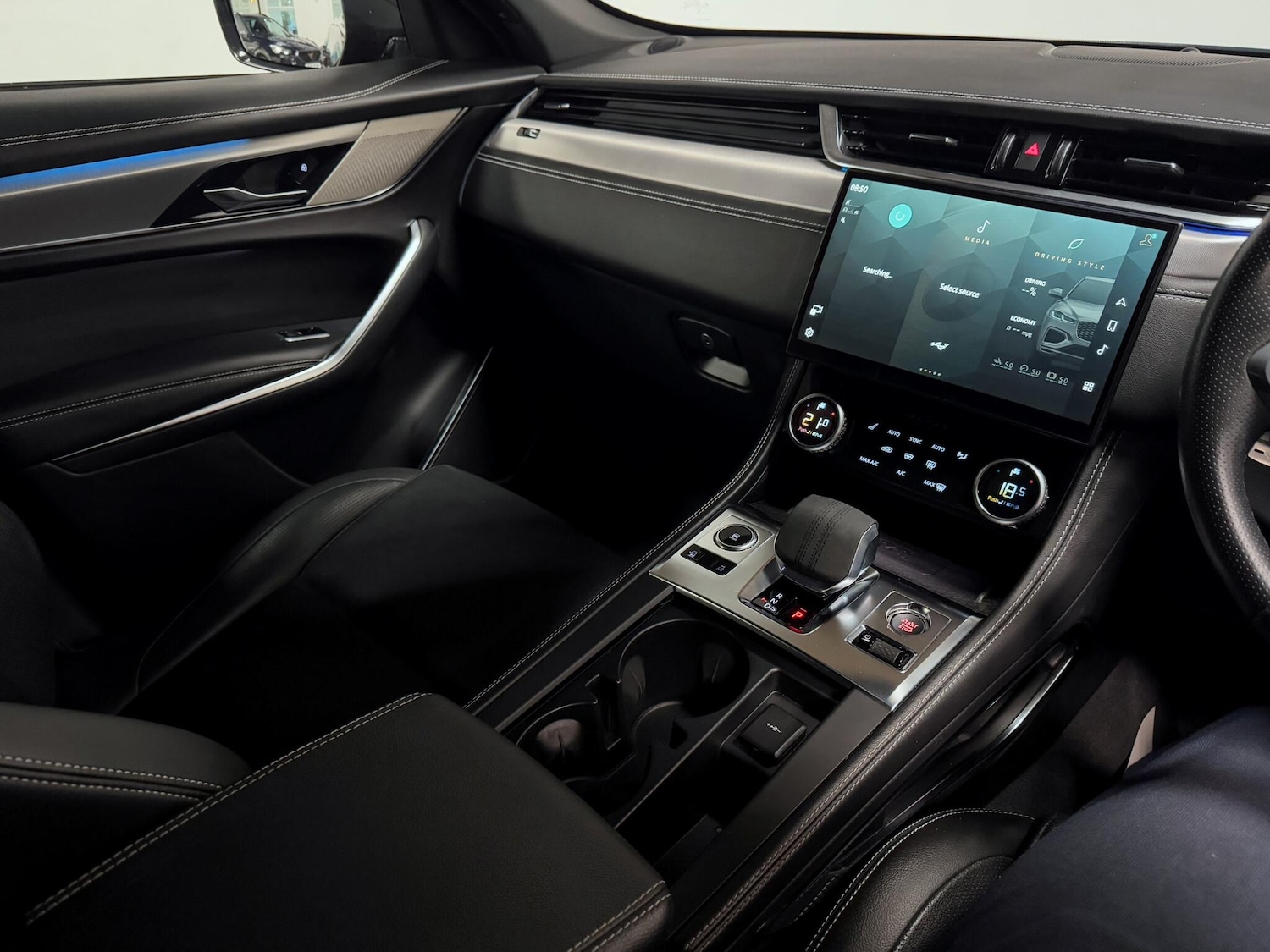 Used Jaguar F-Pace 2022 for sale - 76361382: Photo 27