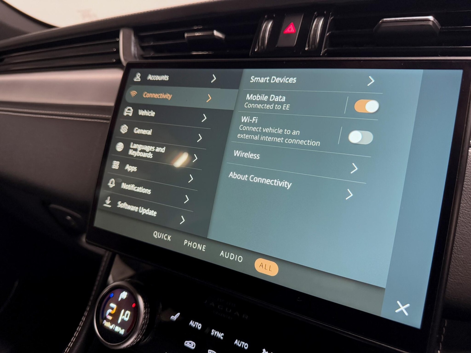 Used Jaguar F-Pace 2022 for sale - 76361382: Photo 42