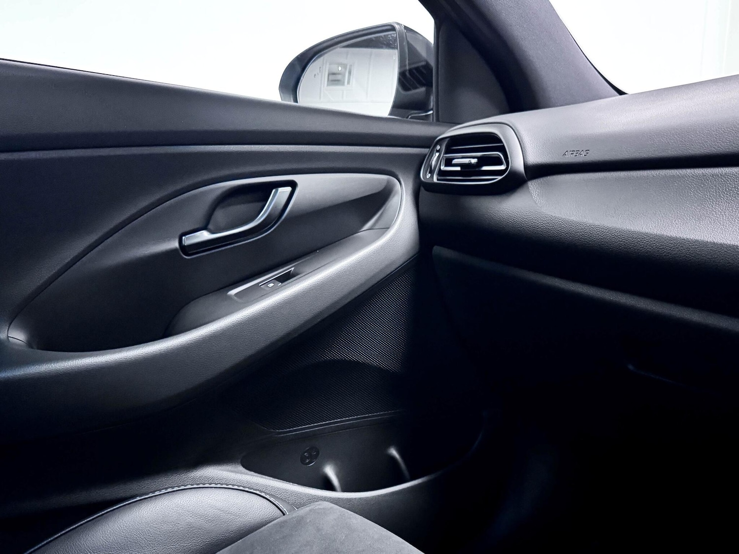 Used Hyundai i30 2023 for sale - 77344853: Photo 27