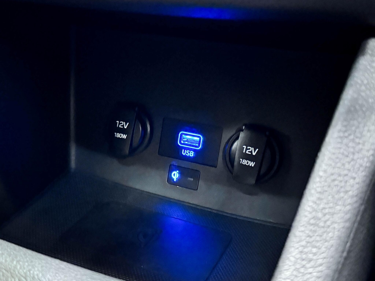 Used Hyundai i30 2023 for sale - 77344853: Photo 30