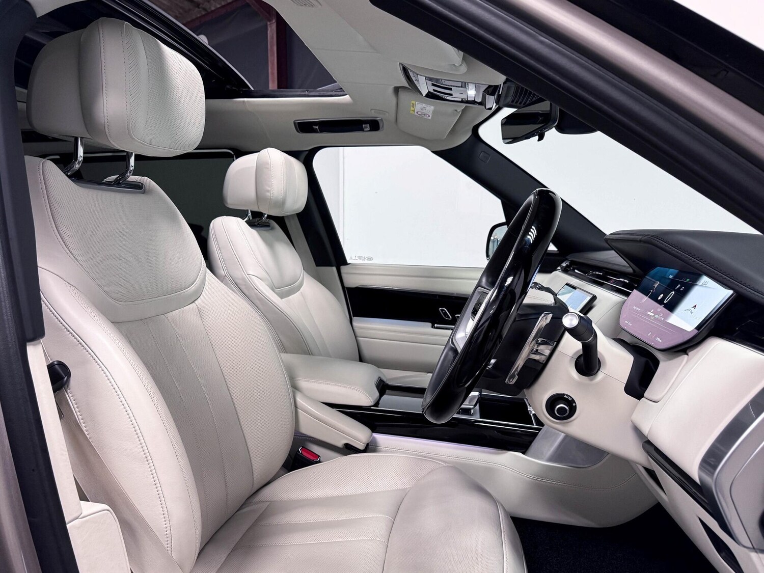 Used Land Rover Range Rover 2024 for sale - 76538229: Photo 24