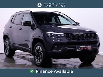 2022 (22) - Trailhawk 240hp At6 Eawd 5-Door