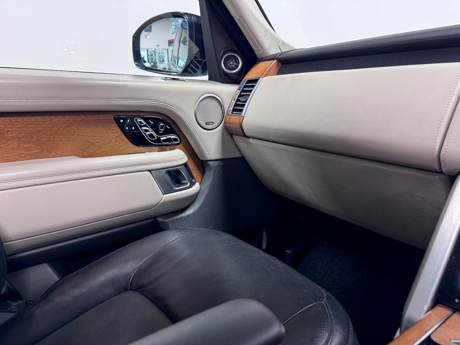 Used Land Rover Range Rover 2021 for sale - 77266924: Photo 34