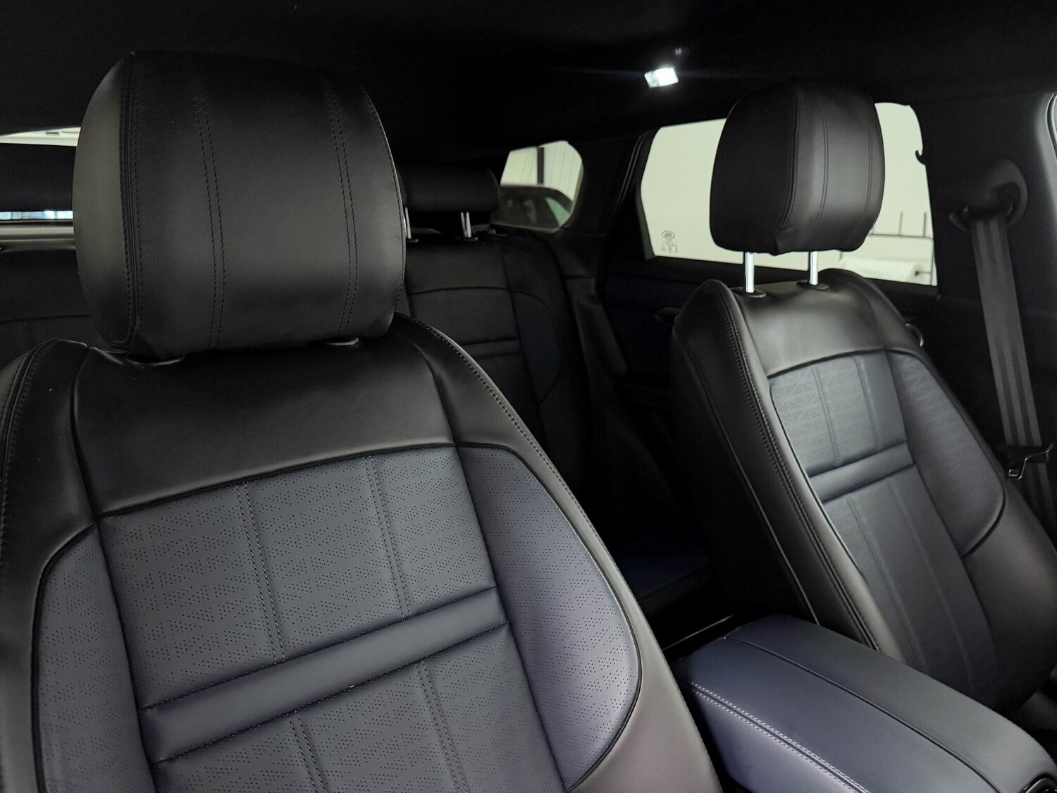 Used Land Rover Range Rover Evoque 2021 for sale - 75915453: Photo 27