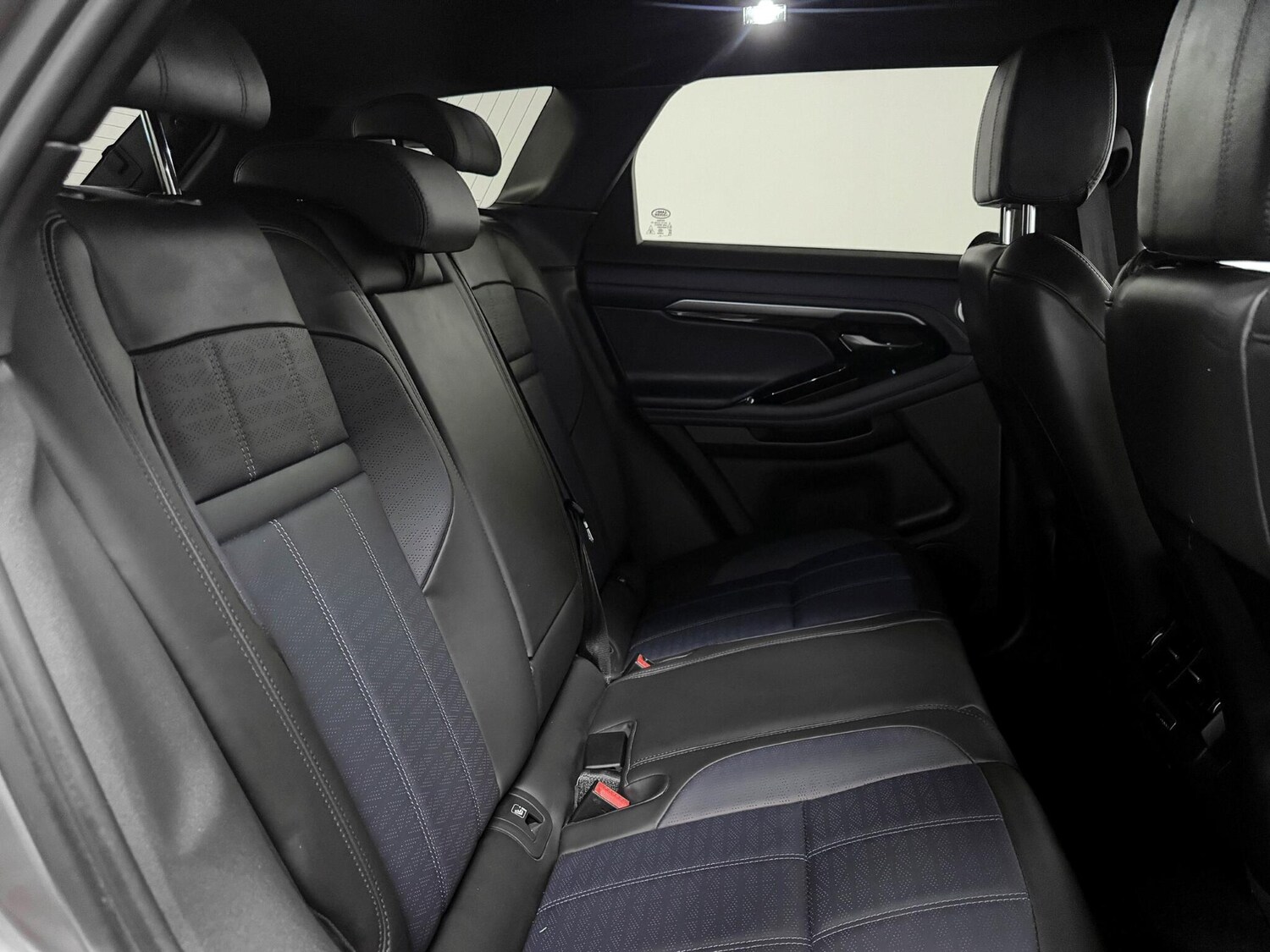 Used Land Rover Range Rover Evoque 2021 for sale - 75915453: Photo 29