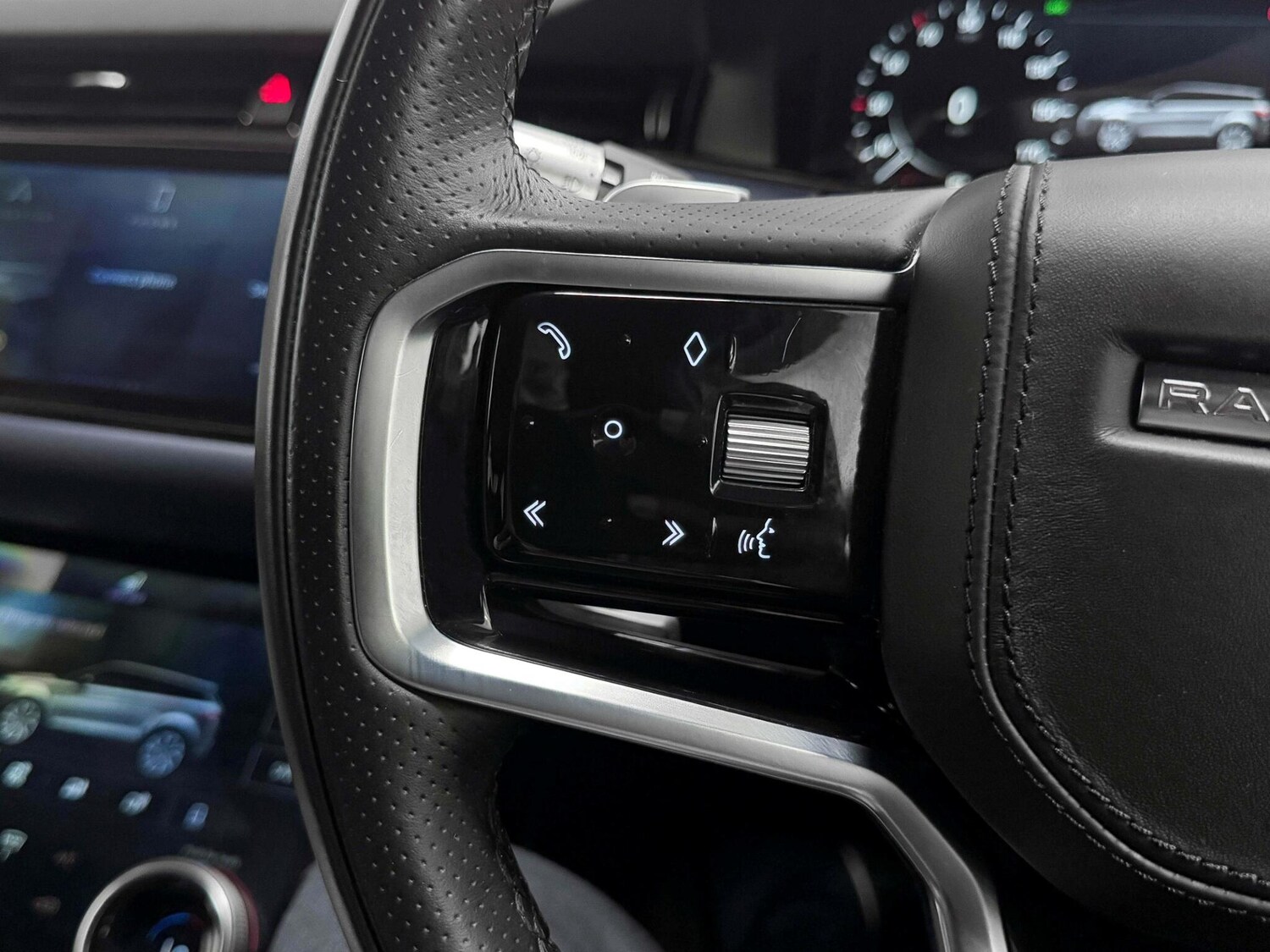 Used Land Rover Range Rover Evoque 2021 for sale - 75915453: Photo 44