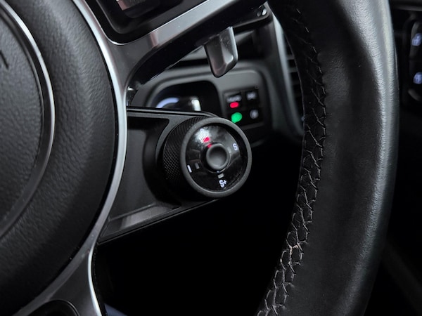 Used Porsche Cayenne 2019 for sale - 75258034: Photo 47