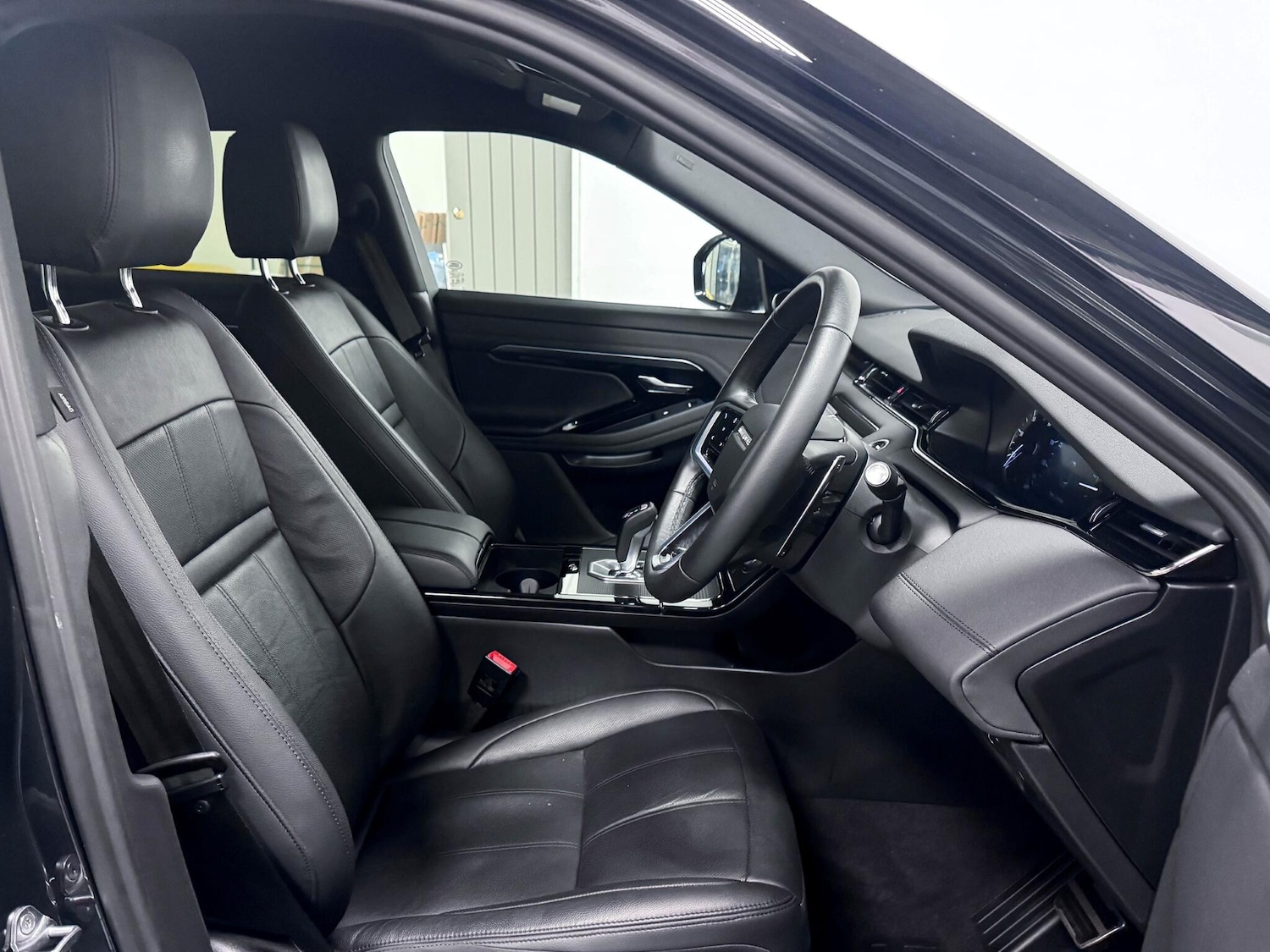 Used Land Rover Range Rover Evoque 2023 for sale - 76728733: Photo 22