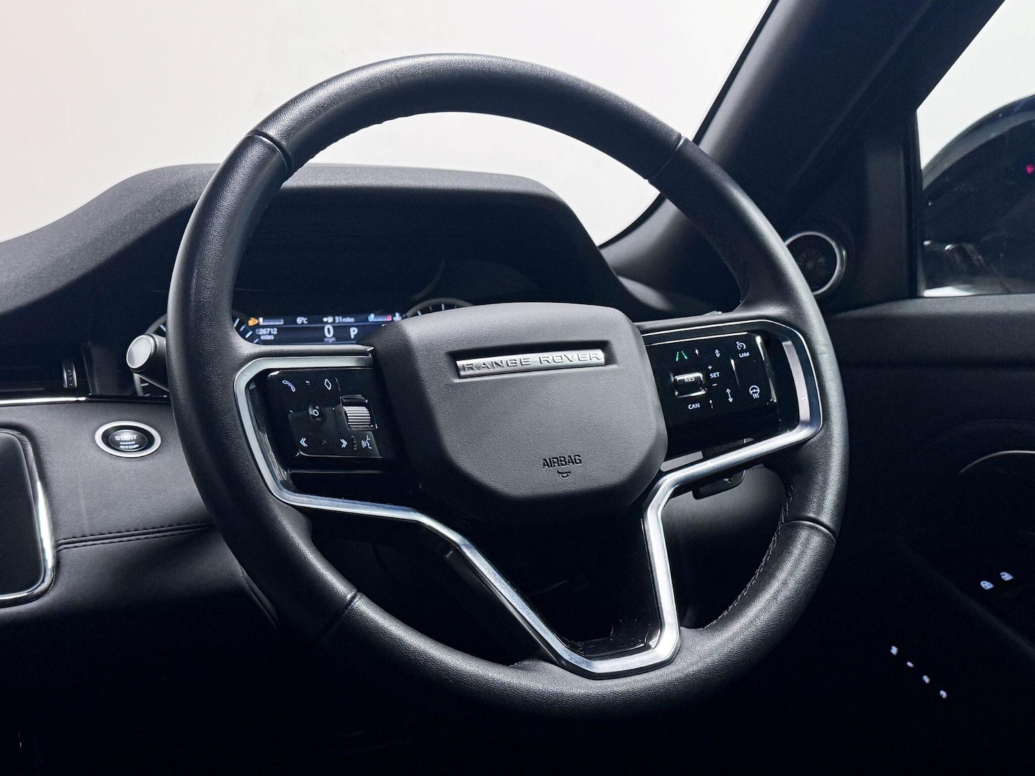 Used Land Rover Range Rover Evoque 2023 for sale - 76728733: Photo 32