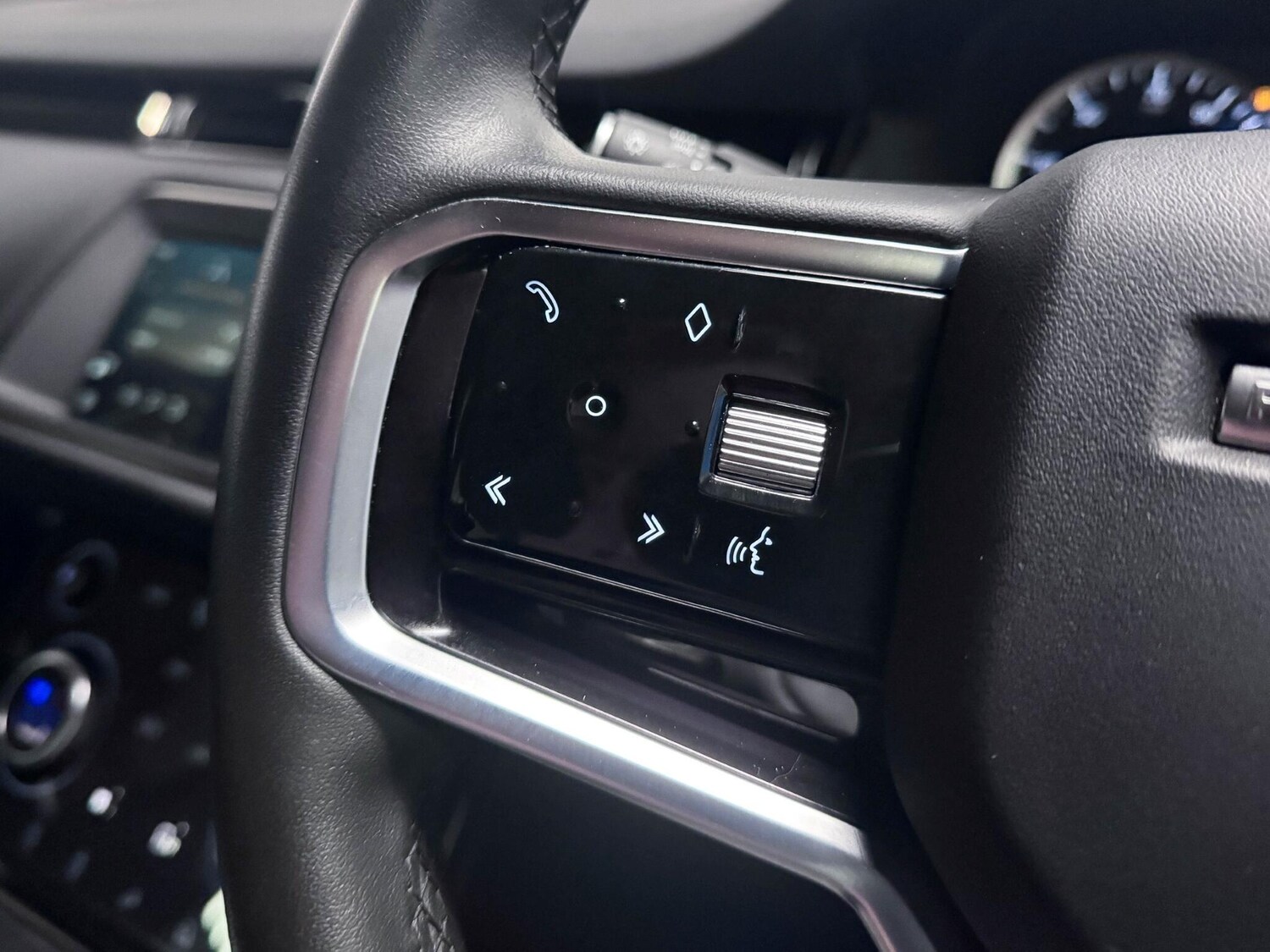 Used Land Rover Range Rover Evoque 2023 for sale - 76728733: Photo 34