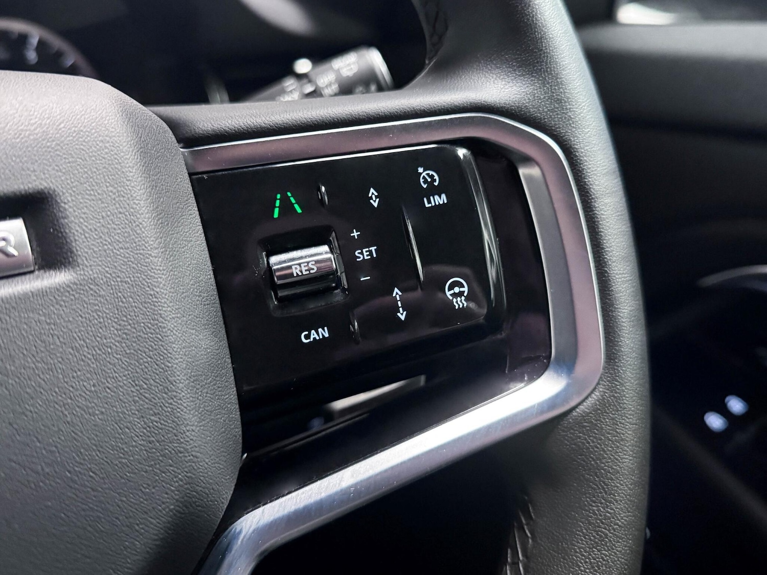 Used Land Rover Range Rover Evoque 2023 for sale - 76728733: Photo 36