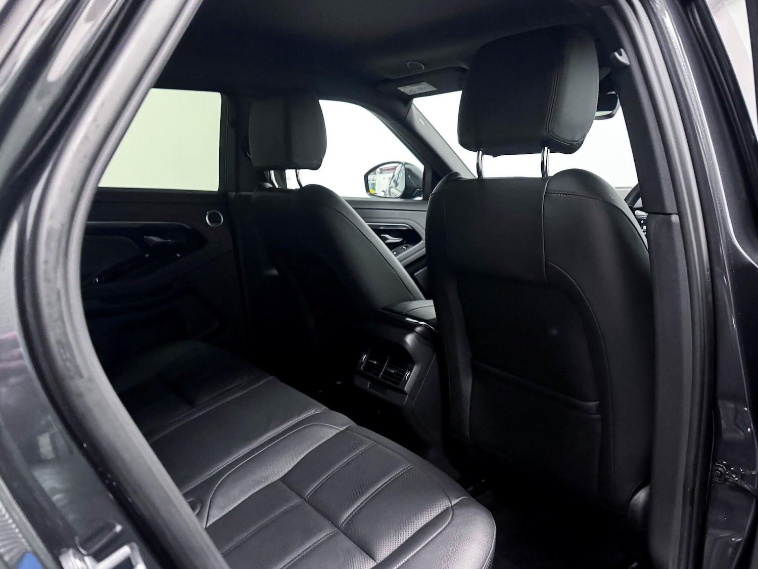 Used Land Rover Range Rover Evoque 2023 for sale - 76728733: Photo 37