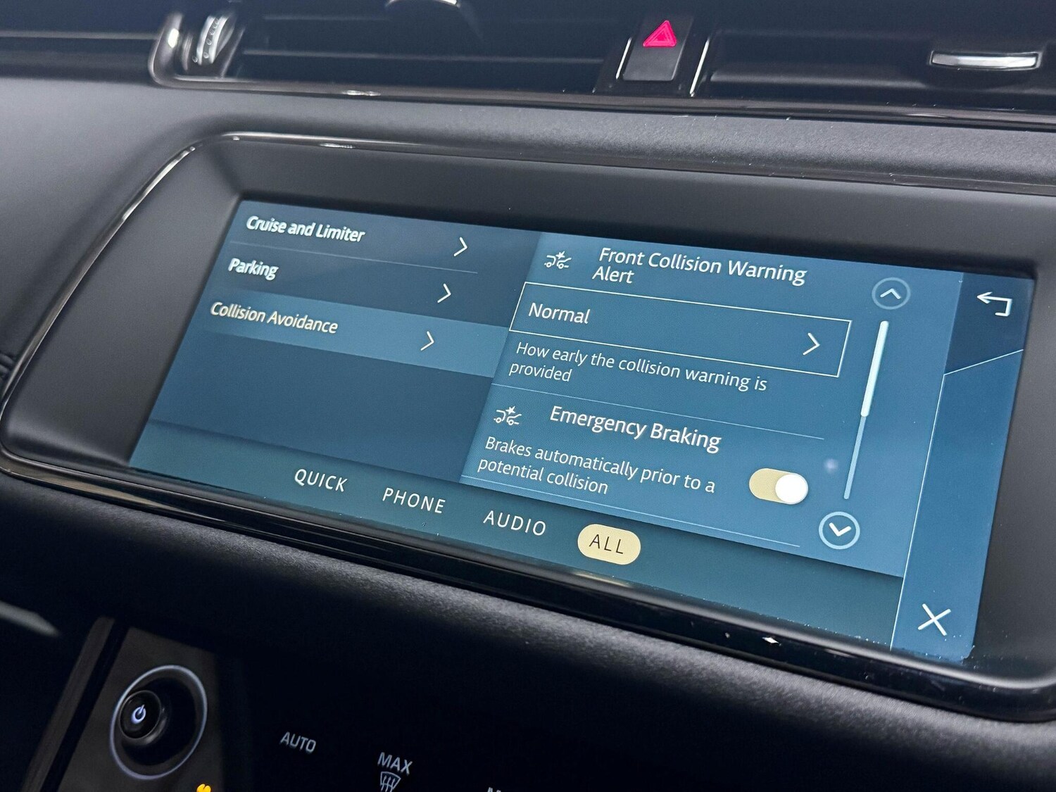 Used Land Rover Range Rover Evoque 2023 for sale - 76728733: Photo 47