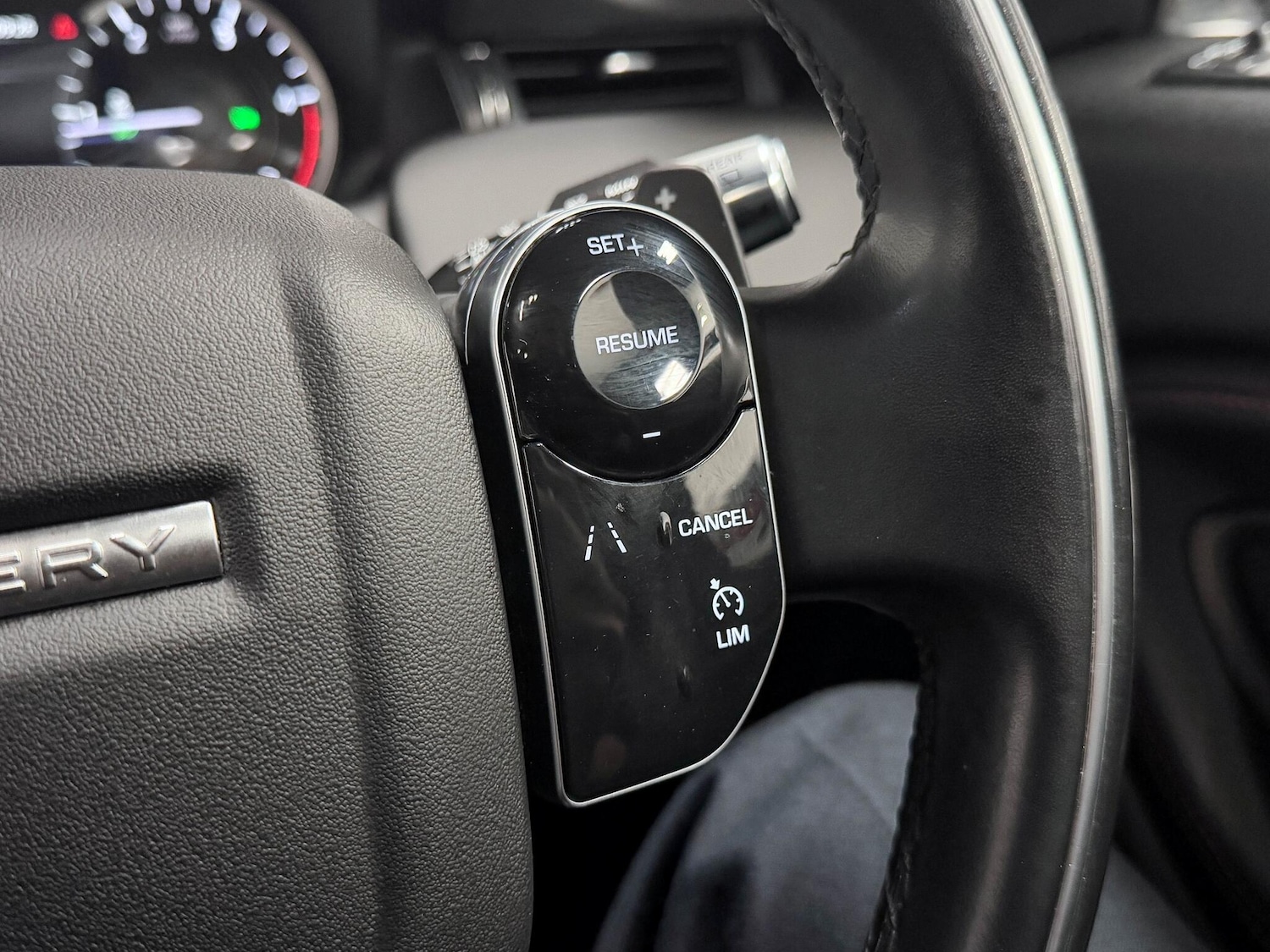 Used Land Rover Discovery Sport 2020 for sale - 75990520: Photo 44