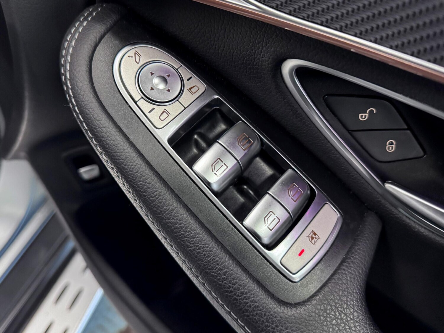 Used Mercedes-Benz EQC 2023 for sale - 78115857: Photo 17