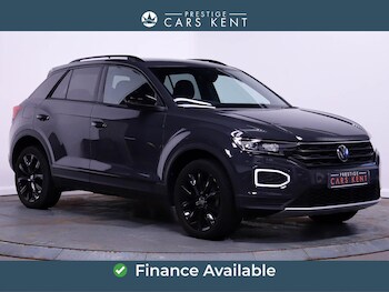 Used Volkswagen T-Roc 2021 for sale - 77387623: Photo