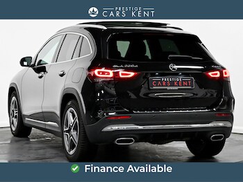 Used Mercedes-Benz GLA 2021 for sale - 78795925: Photo