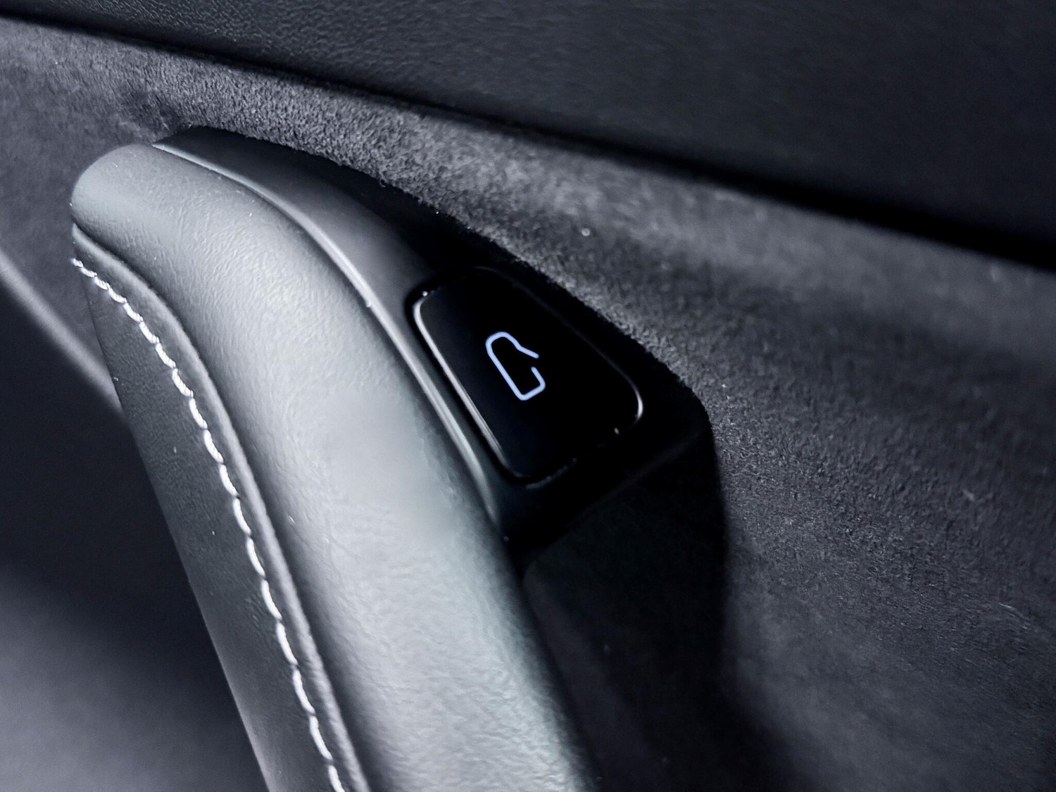 Used Tesla Model 3 2021 for sale - 77082100: Photo 16