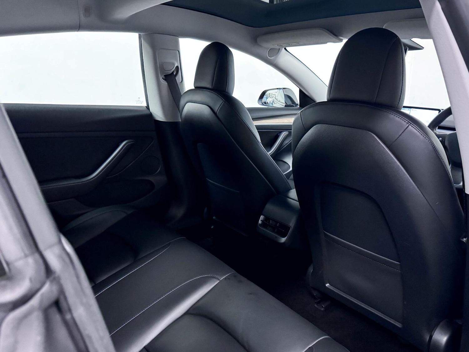 Used Tesla Model 3 2021 for sale - 77082100: Photo 24