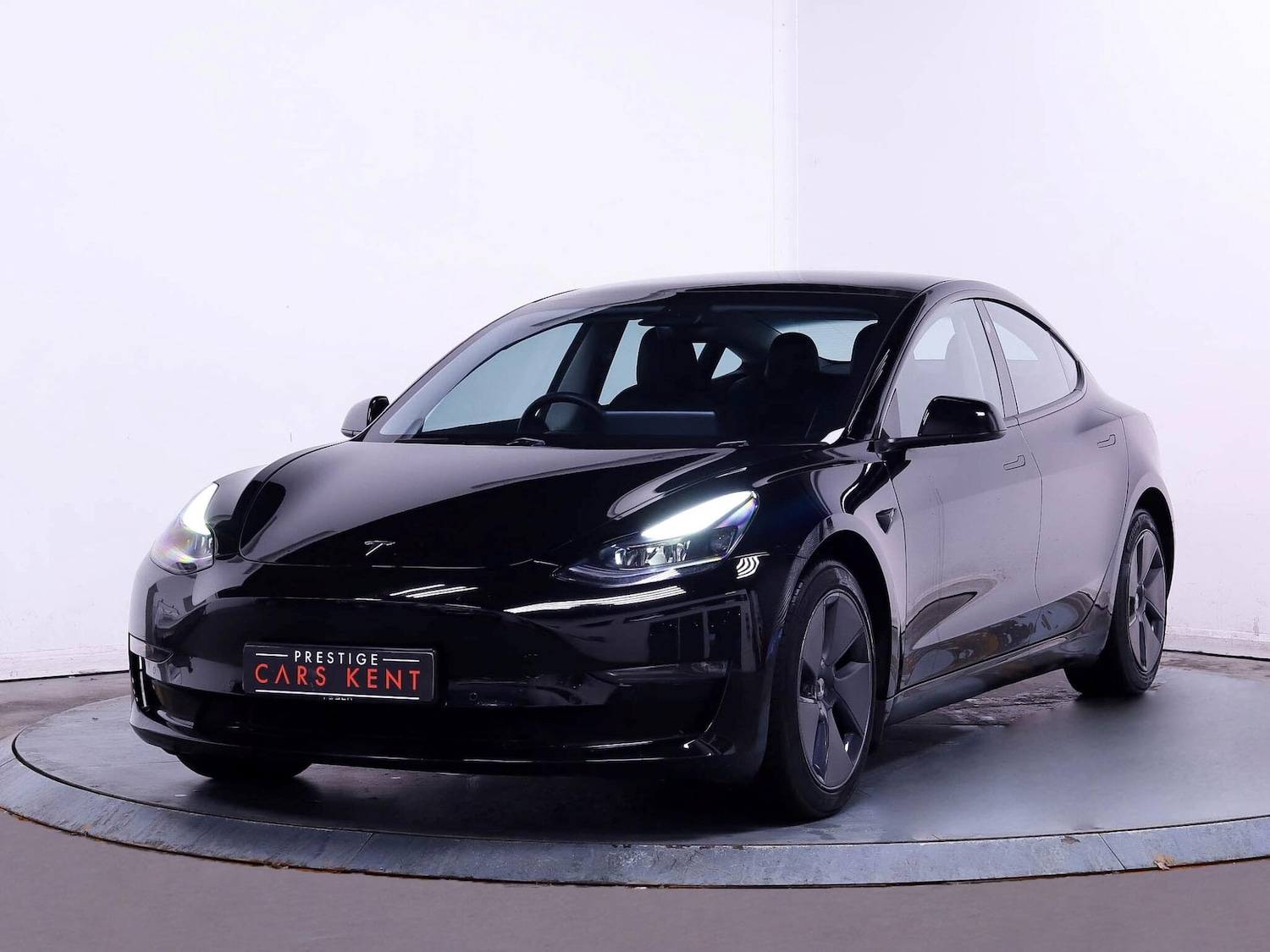 Used Tesla Model 3 2021 for sale - 77082100: Photo 6