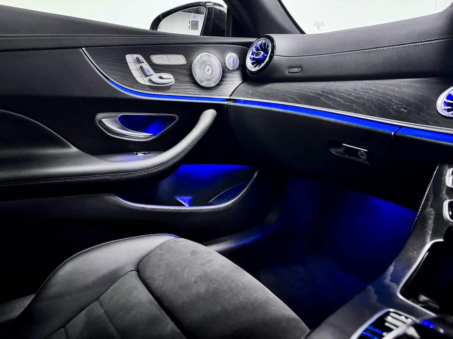 Used Mercedes-Benz E Class 2020 for sale - 77386545: Photo 28