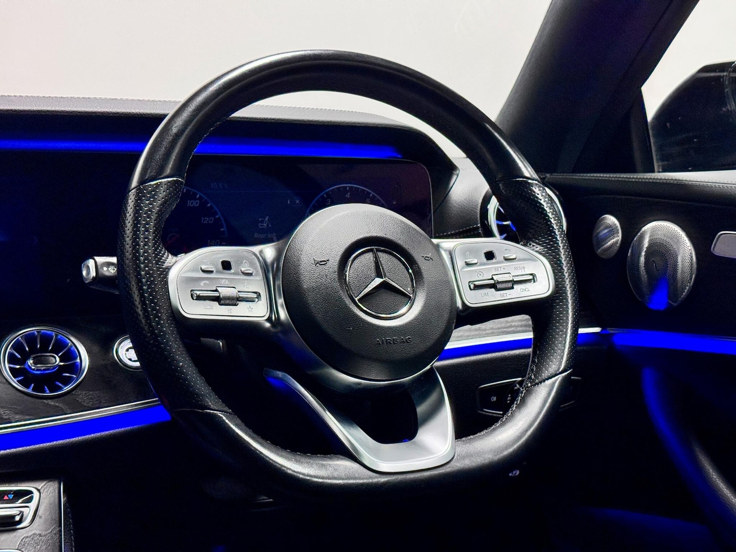 Used Mercedes-Benz E Class 2020 for sale - 77386545: Photo 34