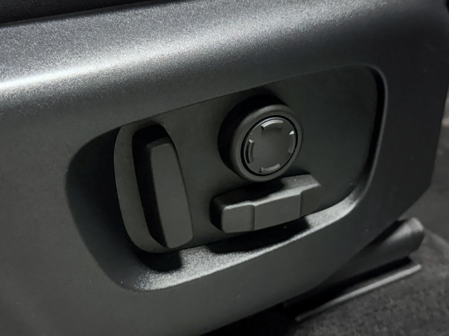 Used Land Rover Discovery Sport 2023 for sale - 76370782: Photo 17