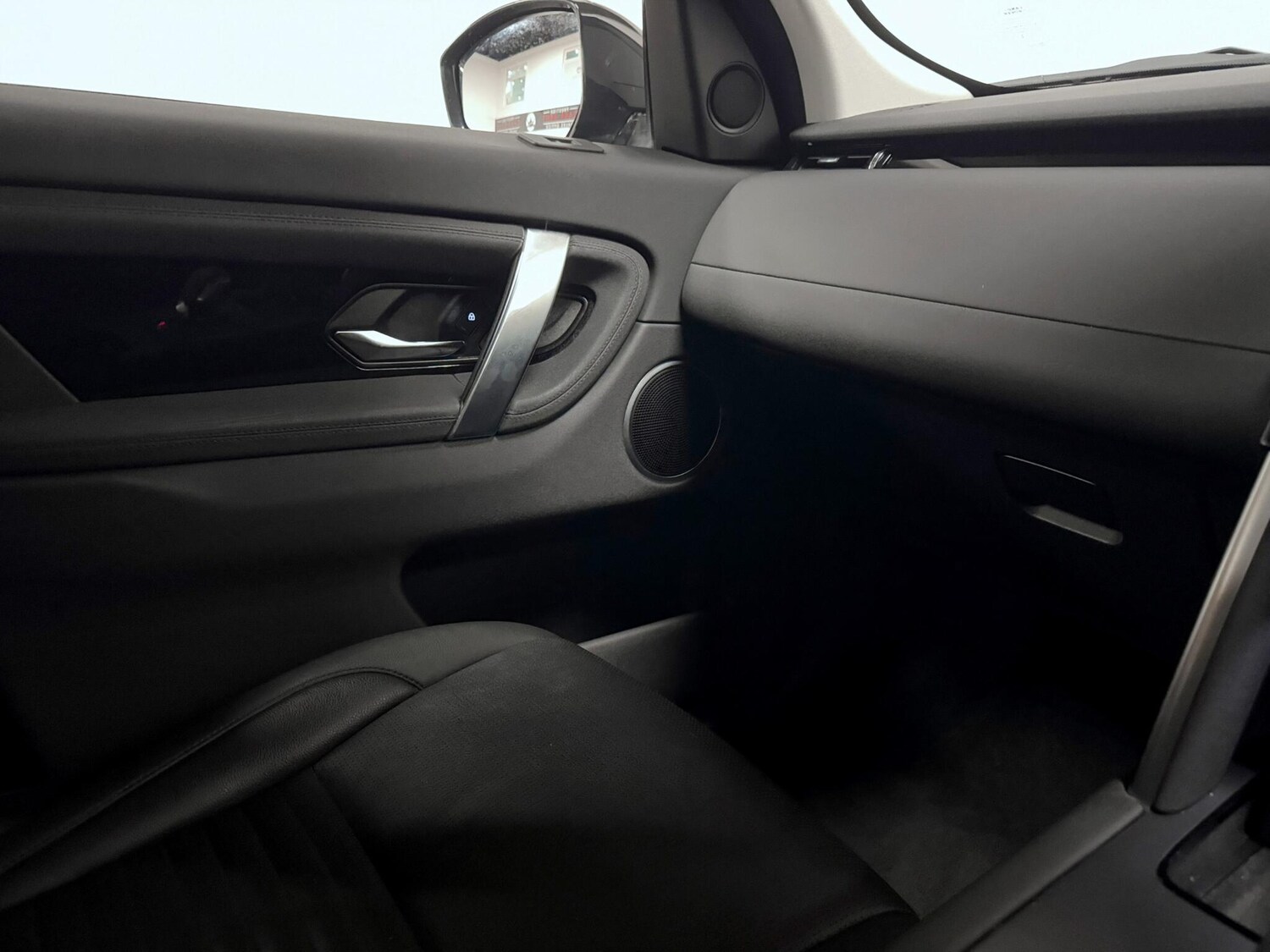 Used Land Rover Discovery Sport 2023 for sale - 76370782: Photo 27