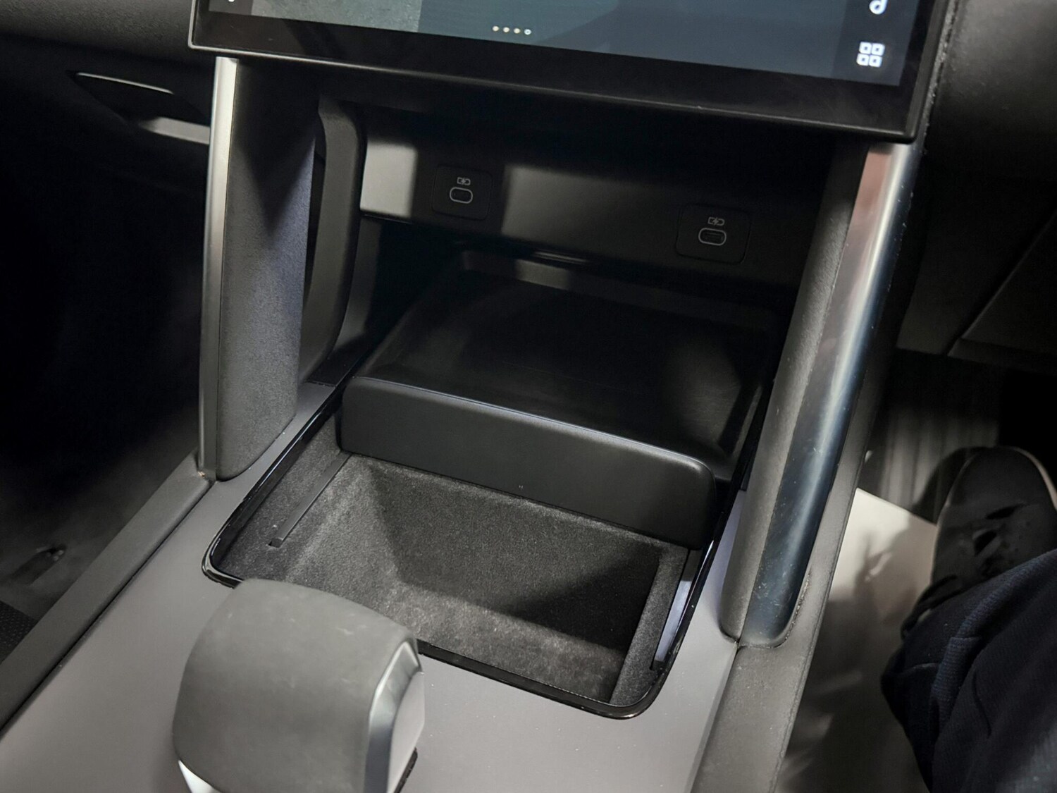 Used Land Rover Discovery Sport 2023 for sale - 76370782: Photo 30