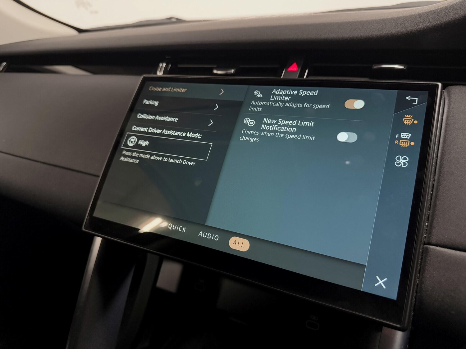 Used Land Rover Discovery Sport 2023 for sale - 76370782: Photo 50