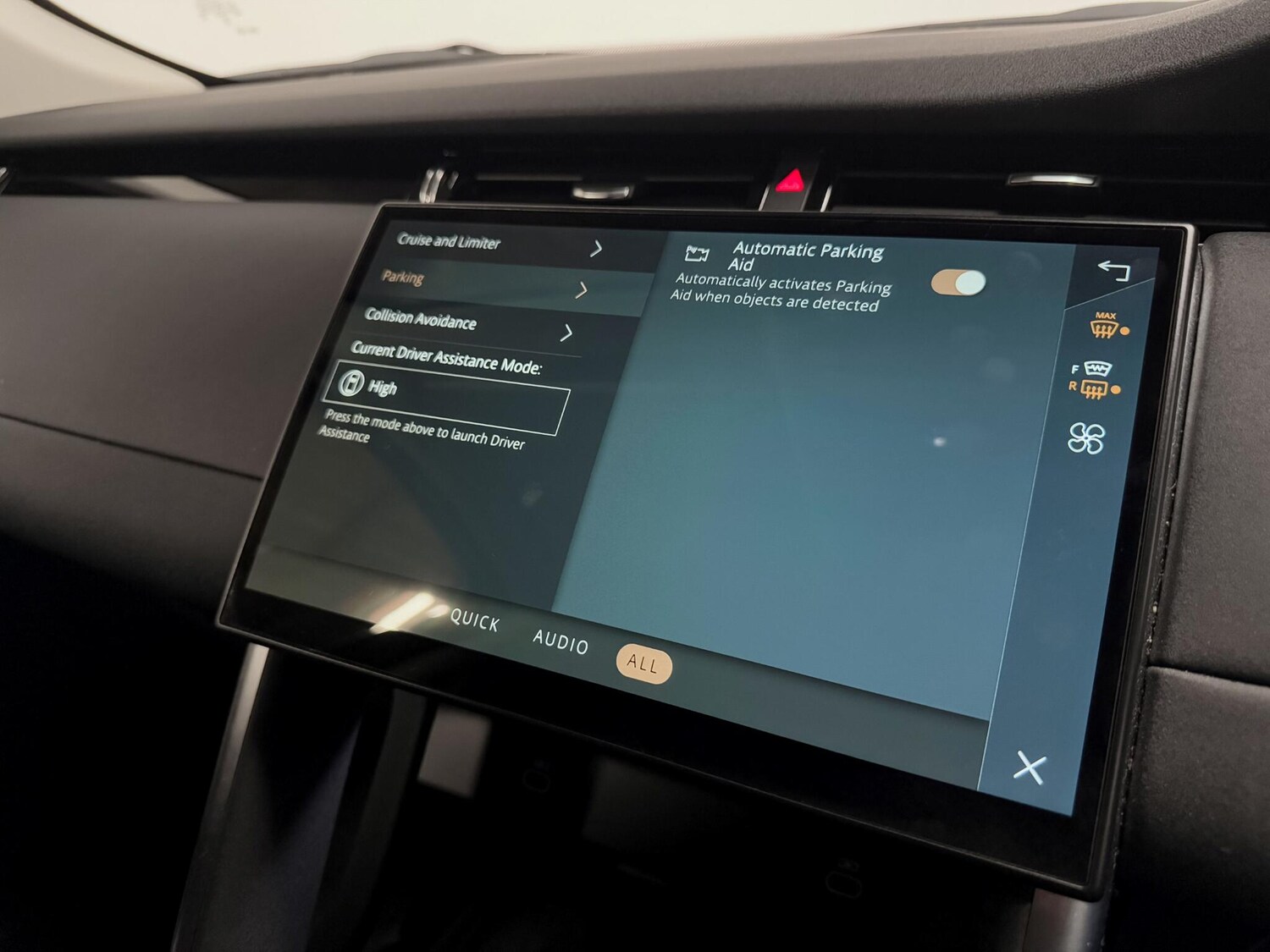 Used Land Rover Discovery Sport 2023 for sale - 76370782: Photo 51