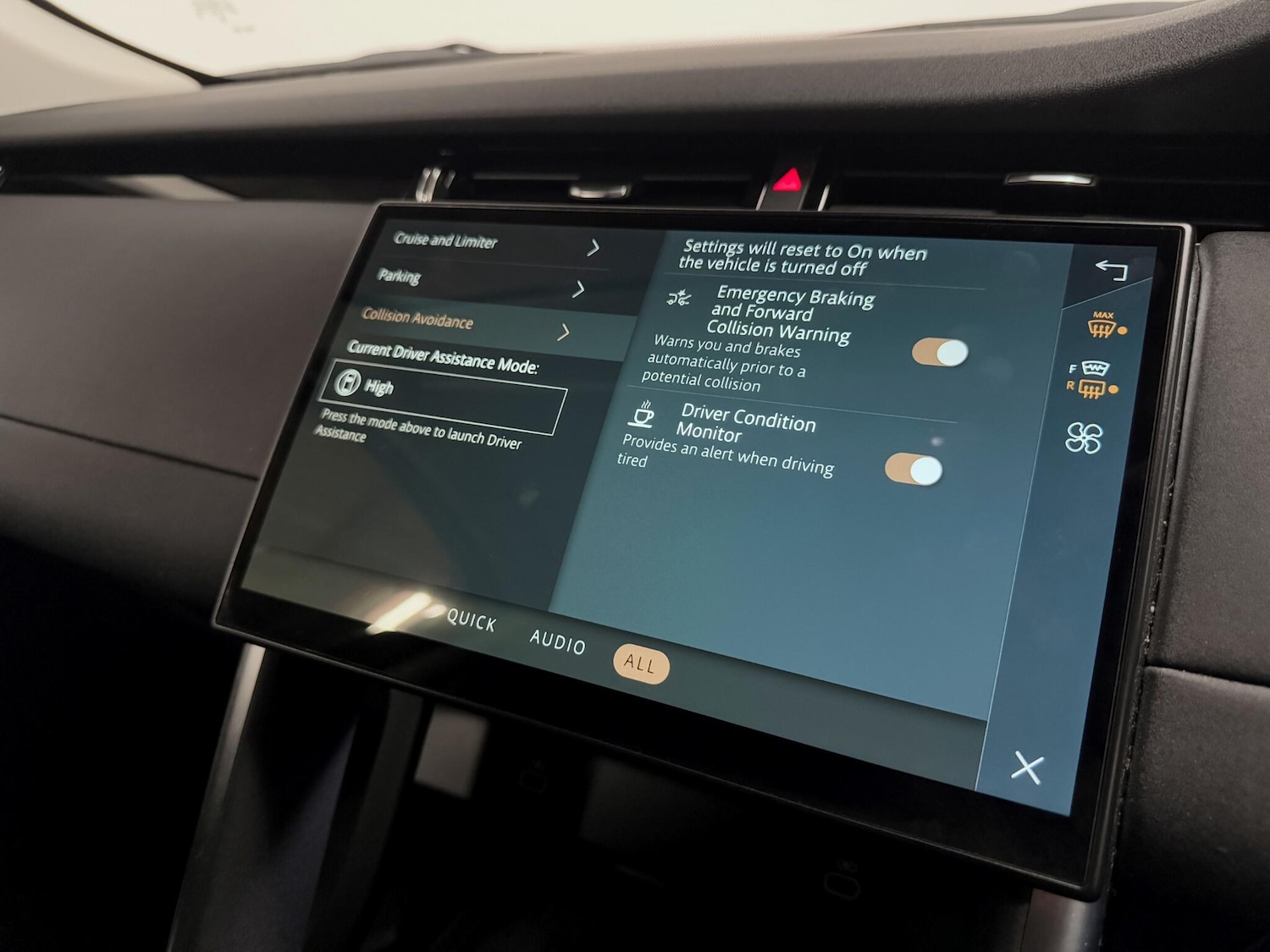 Used Land Rover Discovery Sport 2023 for sale - 76370782: Photo 52